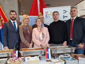 Торонто: Представљање српске гастрономије на хуманитарном сајму хране