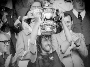 Преминуо некадашњи фудбалер Вест Хема Били Бондс