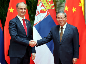 Мацут са кинеским премијером: Односи две земље веома поуздани и стабилни 