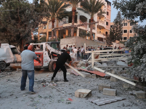 Израел покренуо ваздушне нападе на јужни Либан, тврди да циља Хезболах