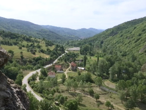 Ризница биодиверзитета ненаметљиве лепоте и у монографији „Долина Пчиње“