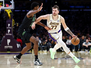 Дончић и Ривс прејаки за Њу Орлеанс, Лејкерси у серији победа