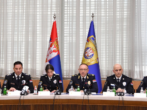 Васиљевић: Особе које су нападале новинаре биће процесуиране, потраге у току