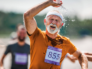 Један кључни фактор утиче на дуговечност више него исхрана и вежбање, знате ли који?