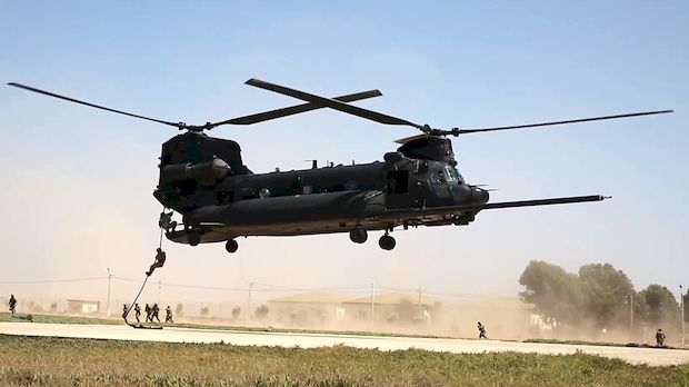 Дозволите...: Чинук - од Вијетнама до вештачке интелигенције