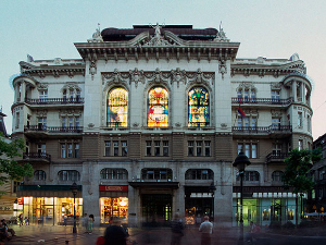 Либерализам, неолиберализам, пост-неолиберализам – Говори Расткo Мoчник