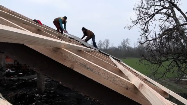 Сретенови школски другови обновили му и шталу и наду