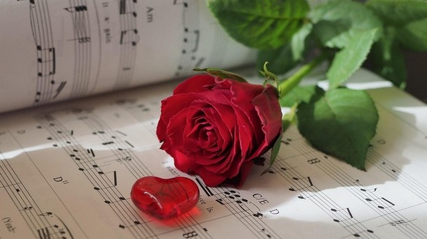 Висине: Средњовековне песме о љубави и губитку