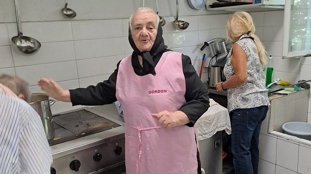 Говори да бих те видео: Бака Надине крофне