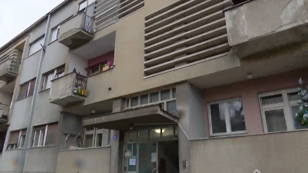 Више од месец дана хладни радијатори – због радова у једном стану цела зграда остала без грејања