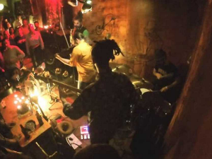 Незаустављиво:  Naked, 2. део 