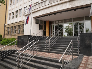 Истрага против осумњичених за трговину дрогом и недозвољено држање оружја и експлозива