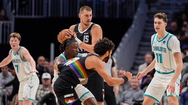 Јокићу недостајао скок за трипл-дабл, Денвер савладао Шарлот