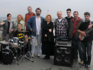 Траговима лудог младог света