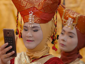 Земља жена: Индонезија, Минангбау народ, 3-4