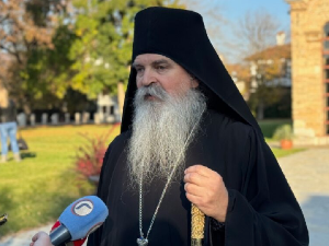 Теодосије упознао Мекгарка са тешкоћама са којима се суочава СПЦ и Срби на КиМ