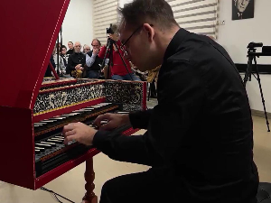 Ауторски концерт Ивана Бркљачића: Чаролија дирки