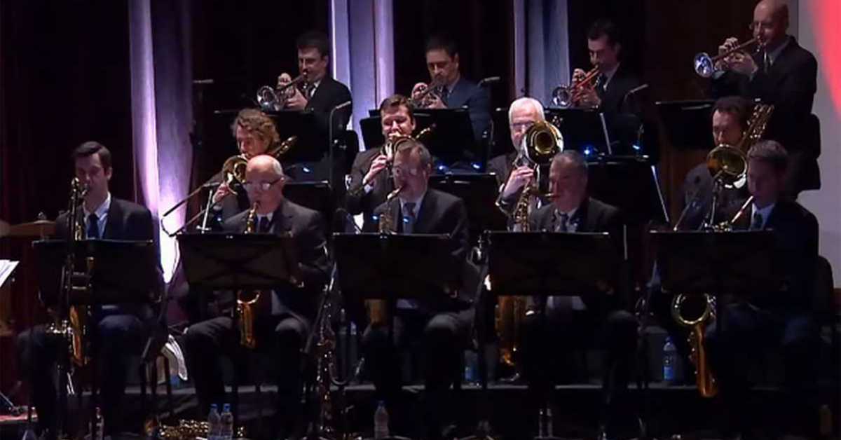 Биг бенд РТС: Left Side of Life