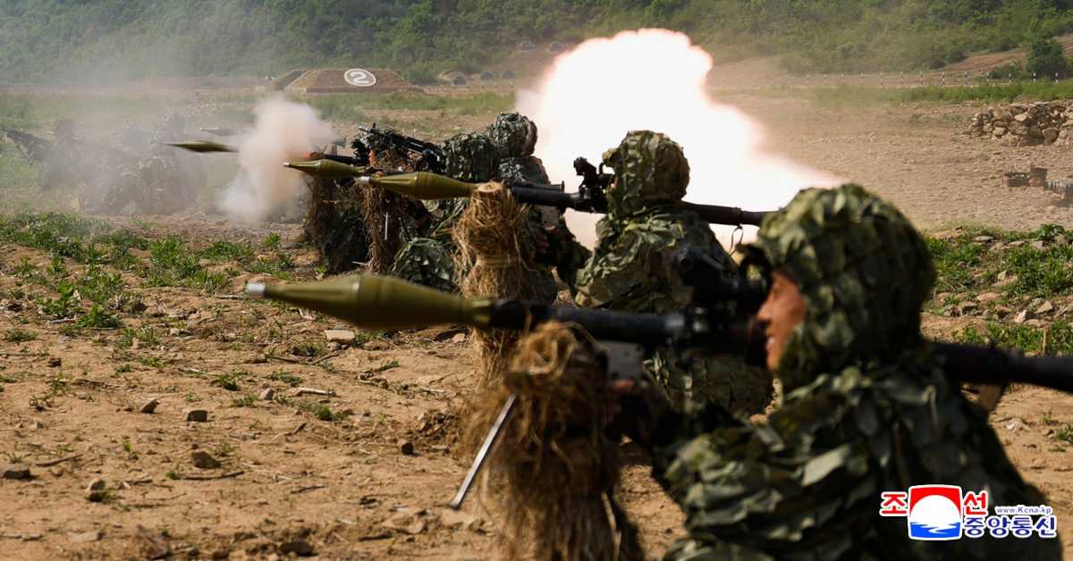 Тајна операција Пјонгјанга — 11.000 елитних бораца стиже у Украјину; Сијарто: Кијев одузима права Мађарима, нећемо ћутати 