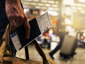 Домети наших уметника у Дубаију и Паризу