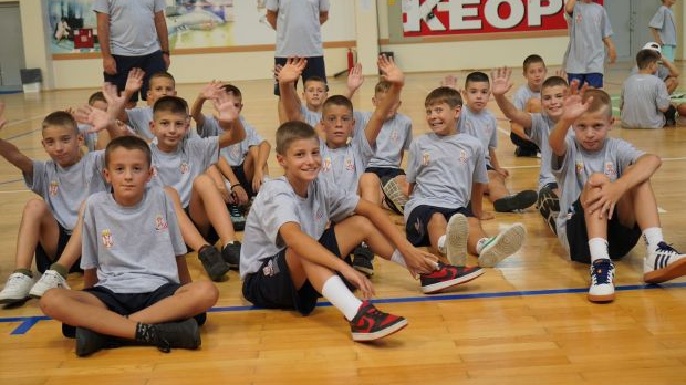 Отворен спортско-образовни камп у Врњачкој Бањи за децу и омладину из дијаспоре и региона (Фото: Душан Вељовић) Отворен спортско-образовни камп у Врњачкој Бањи за децу и омладину из дијаспоре и региона