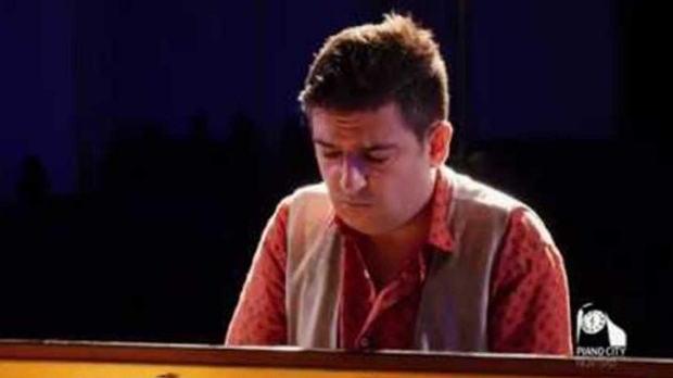 Piano city Novi Sad 2019: Коста Јевтић (R) Piano city Novi Sad 2019: Коста Јевтић (R)