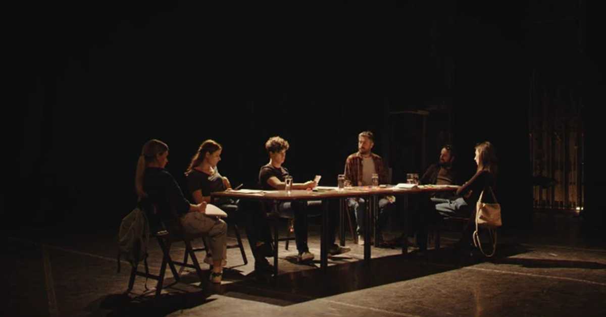  Мама и тата се играју рата,  3-10, 3С