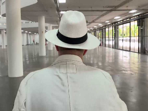 Утопија: Уметник, јунак, 4-10