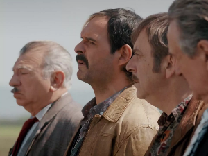 Пси лају, ветар носи, 7-11 1С 