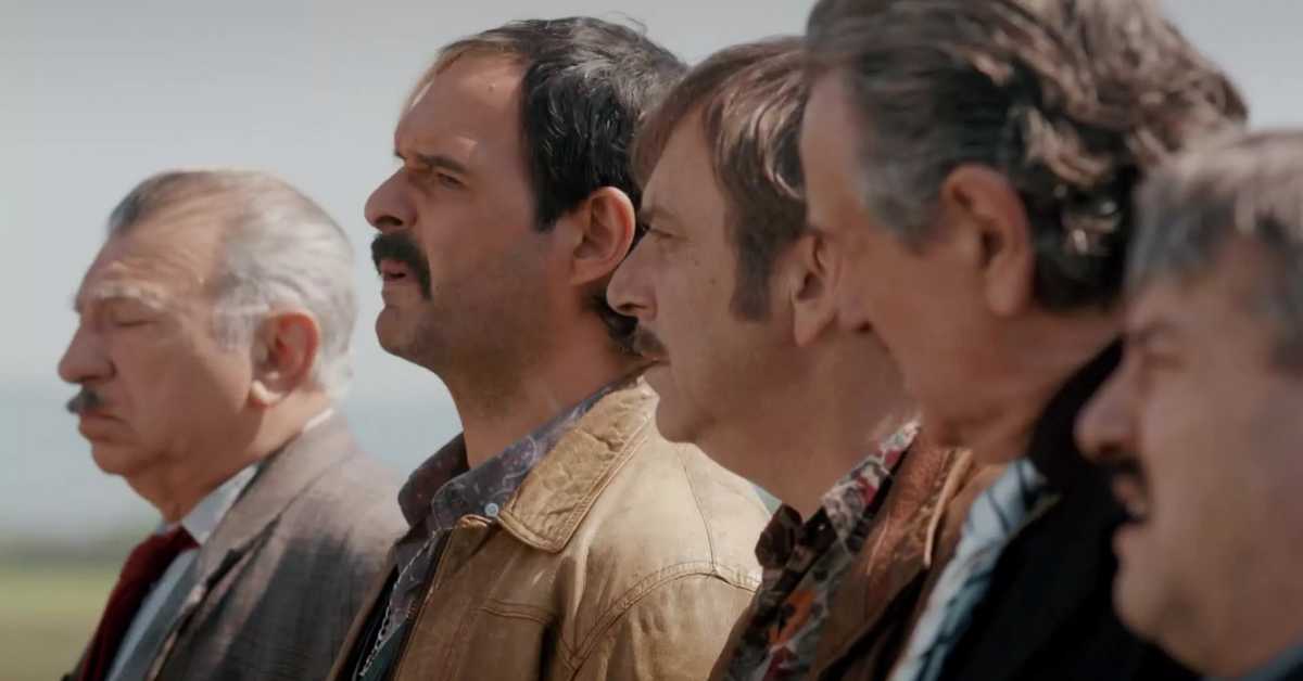 Пси лају, ветар носи, 7-11 1С 