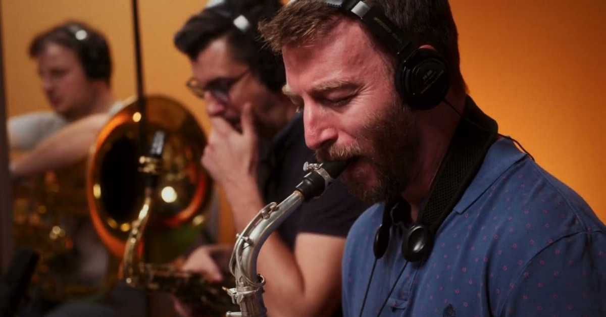 Николов / Ивановић:  Undektet – Дистопија