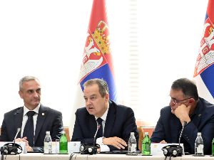 Дачић: Полиција мора бити мост поверења између грађана и државе и гарант стабилности