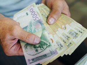 Велики јаз у просечним примањима у Европи, колико вреди плата у Србији