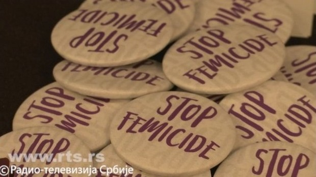 На три воде: Јутарњи програм из три студија На три воде: Јутарњи програм из три студија