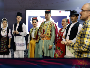 Богатство српске ношње представљено на Сајму књига Богатство српске ношње представљено на Сајму књига