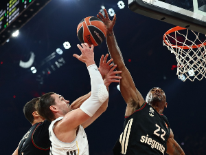 Партија каријере Ајзее Мајка за трећи пораз Реала у низу Партија каријере Ајзее Мајка за трећи пораз Реала у низу