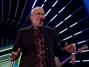 Звучни зид – Дејан Цукић