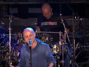 Звучни зид – Хладно пиво