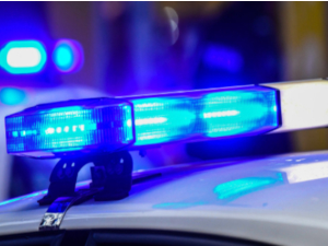 ВЈТ: Полицајац пуцао на девојку која га је напала ножем у ПС Савски венац