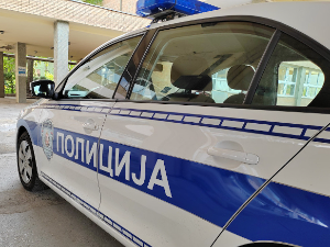 Ухапшено девет особа осумњичених за кријумчарења цигарета (Танјуг / Мира Ђурђевић) Ухапшено девет особа осумњичених за кријумчарења цигарета