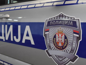 МУП: Ухапшен мушкарац јер је на Тик-Току позивао на насилну промену уставног уређења (MUP Srbije) МУП: Ухапшен мушкарац јер је на Тик-Току позивао на насилну промену уставног уређења