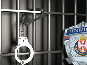 Претреси на више локација – ухапшено седам особа због лажног стечаја и прања новца