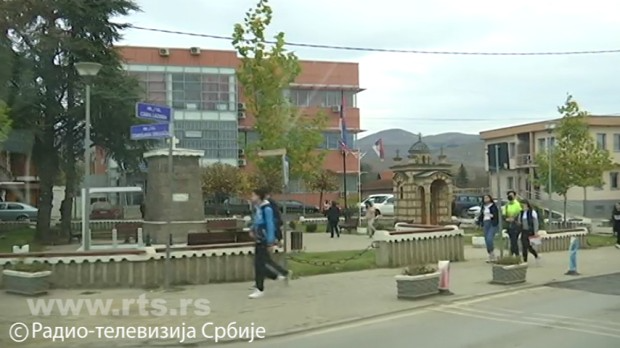 Јутарњи програм из три студија