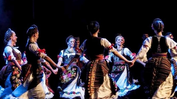 Годишњи концерт Ансамбла "Коло"