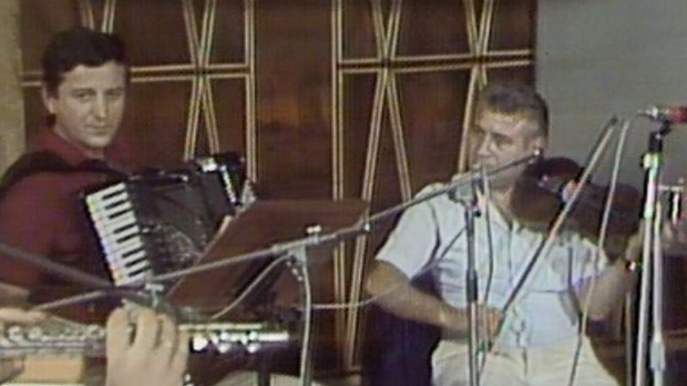 Свилен конац