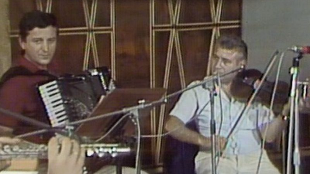 Свилен конац