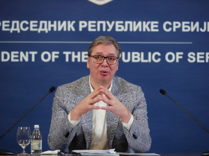 Председник Вучић са представницима надлежних институција о стању на тржишту горива