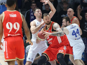 Боломбој заиграо после десет месеци, Звезда у лаганом ритму славила у Задру