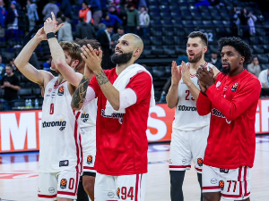 Олимпијакос тријумфовао у Истанбулу, Панатинаикос поражен од Макабија