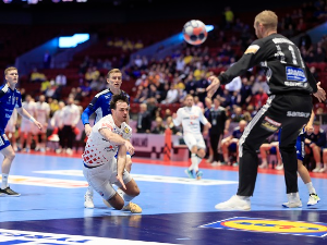 Рукометаши Хрватске победом отворили главну фазу Европског првенства 